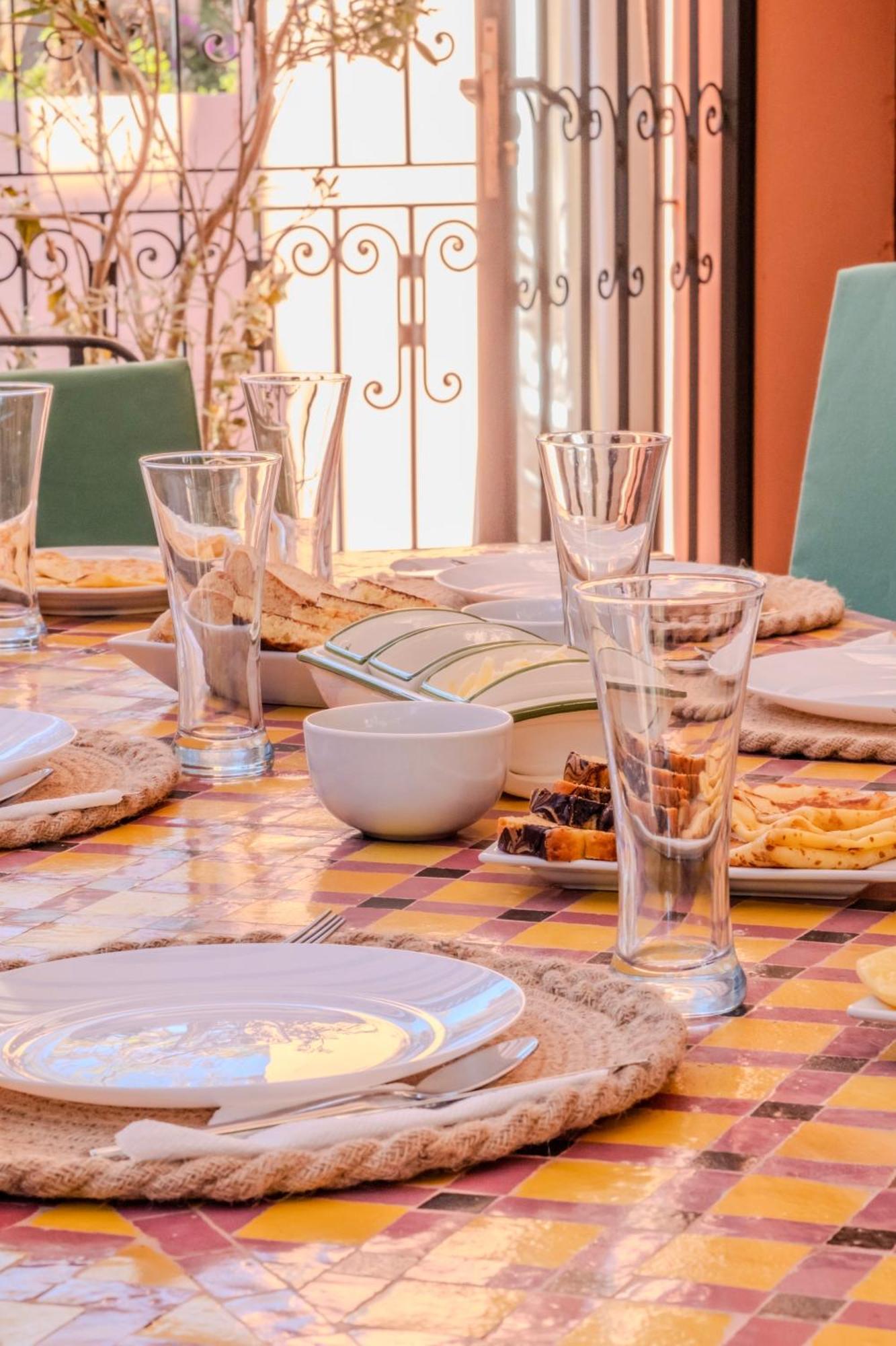 Luxury With Pool, Garden & Gated Security Villa Marrakesh